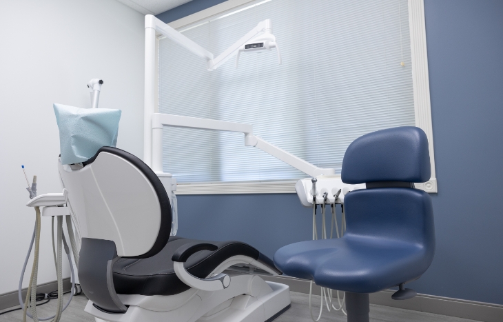 Dental treatment room